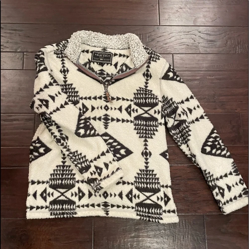 True Grit patterned pullover - Picture 1 of 2